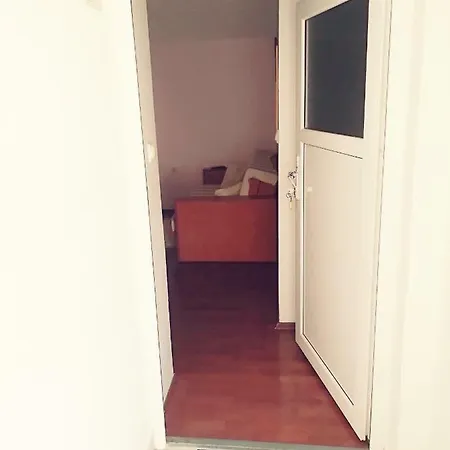 Babic Apartmán Vir